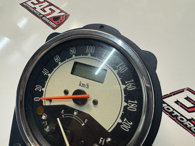 Kawasaki Vulcan 900 Classic 2006-2010 Dash Meter Cluster OEM Genuine 25031-0274