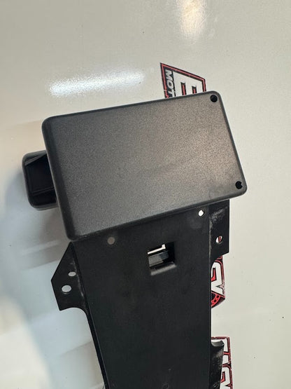 Yamaha YZF R15 2013-2018 Inner Fender Battery Tray OEM Genuine 1CK-F1611-00