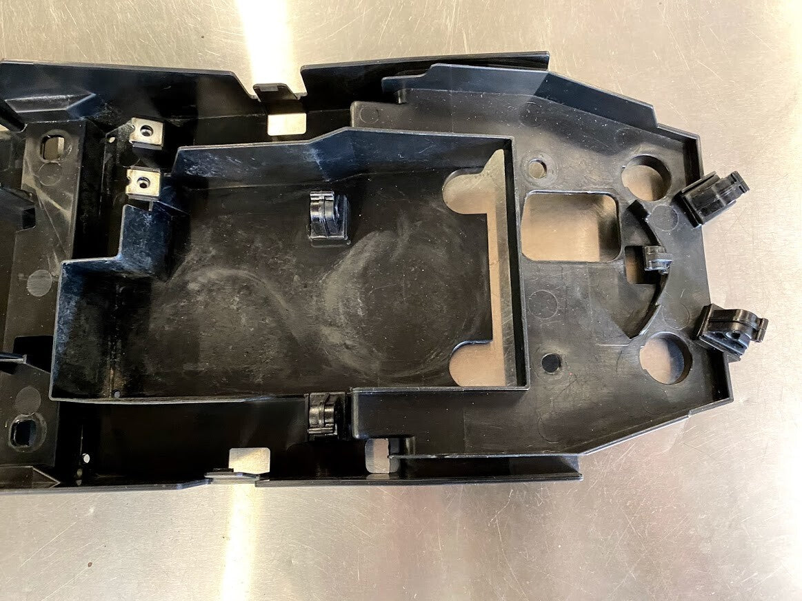 Rear Inner Fender Yamaha FZ1 06-15 2008  2D1-8212B-02-00