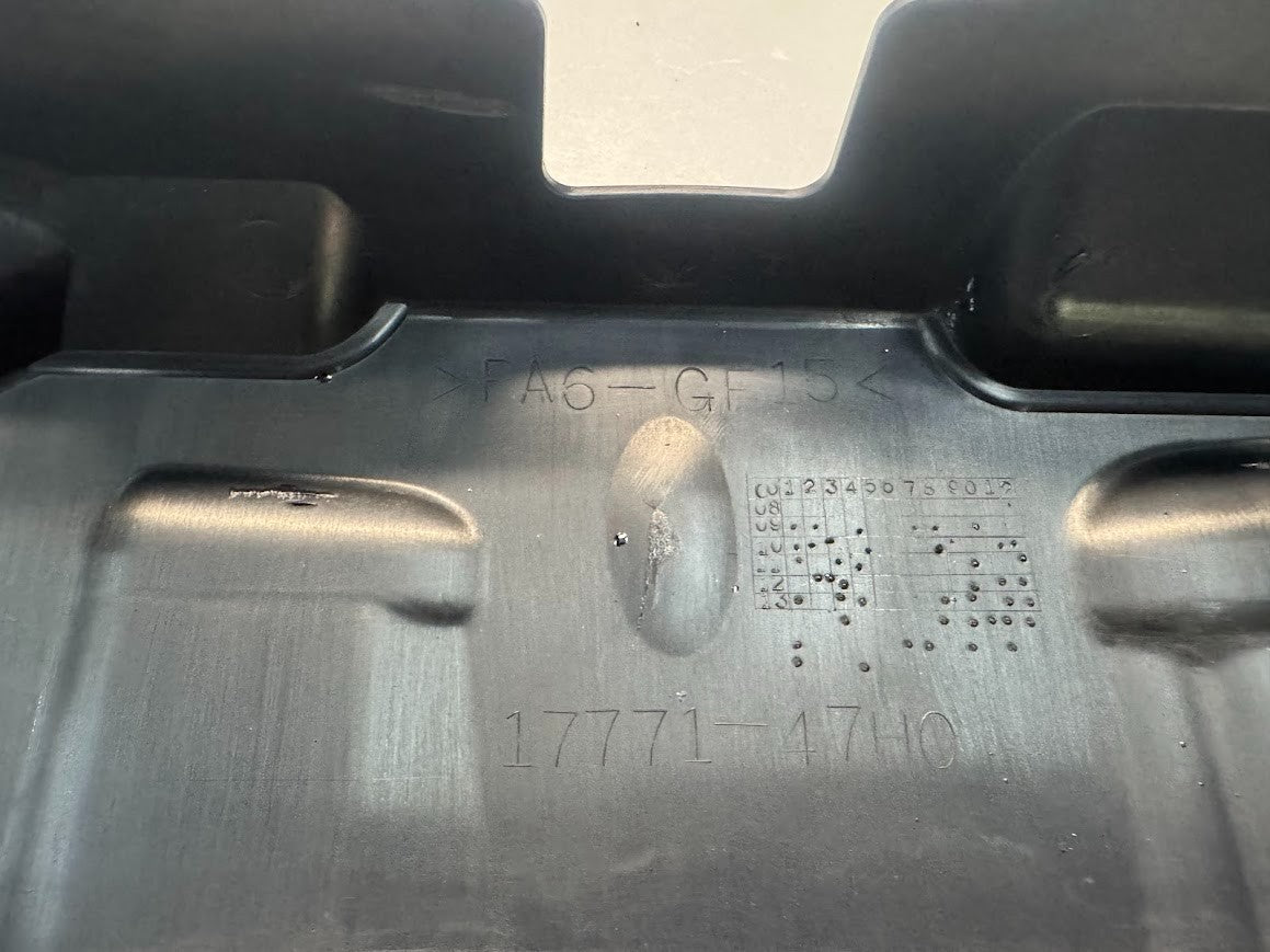 Suzuki GSXR 1000 2009-2016 Radiator Heat Shield OEM Genuine 17771-47H00