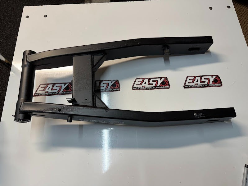 Swing Arm Honda CBR 500R 2013-2018 OEM 52200-MGZ-J00 Swingarm