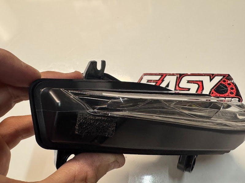 Yamaha YZF R1 2020-2025 LH Pilot Light OEM Genuine B3L-84302-00