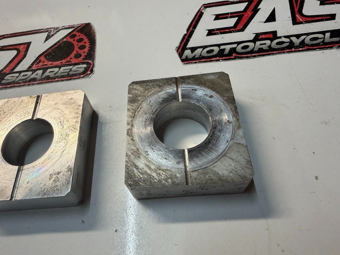Chain Adjuster Blocks Kawasaki Ninja 650L 2012-2016 OEM 33040-1109