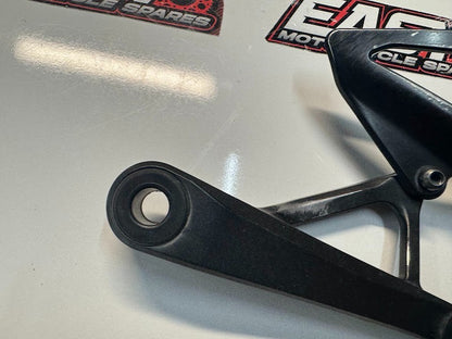 Yamaha YZF R1 2015-2025 RH Riders Peg Bracket Rear Set OEM Genuine 2CR-27443-00