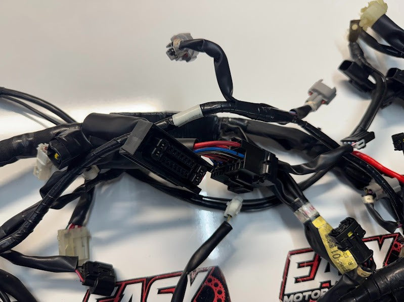 Yamaha YZF R1 2020-2025 Main Wiring Harness OEM Genuine B3L-82590-02