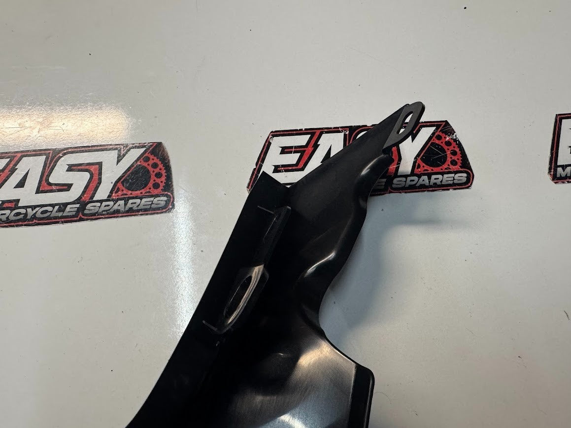 Yamaha YZF R7 2022-2025 Side Cover 2 Fairing Mole OEM Genuine BEB-2171M-00