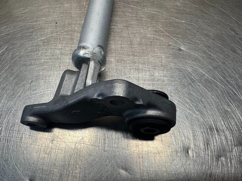 Yamaha YZF R1 2015-2019 Frame Cross Member Support Bracket 2CR-2142V-00