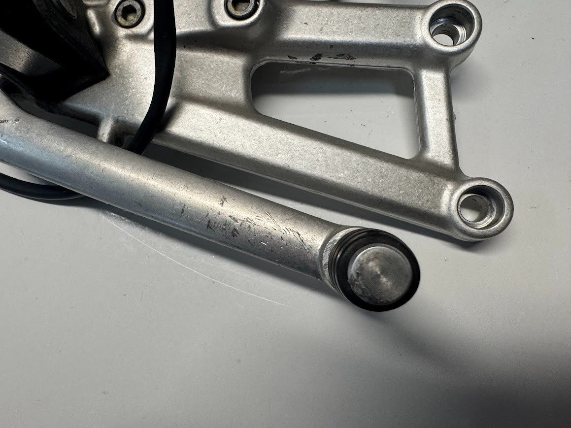 Aprilia RS4 125 4T 2011-2016 RH Foot Peg Assembly Rear Set OEM Genuine 866138