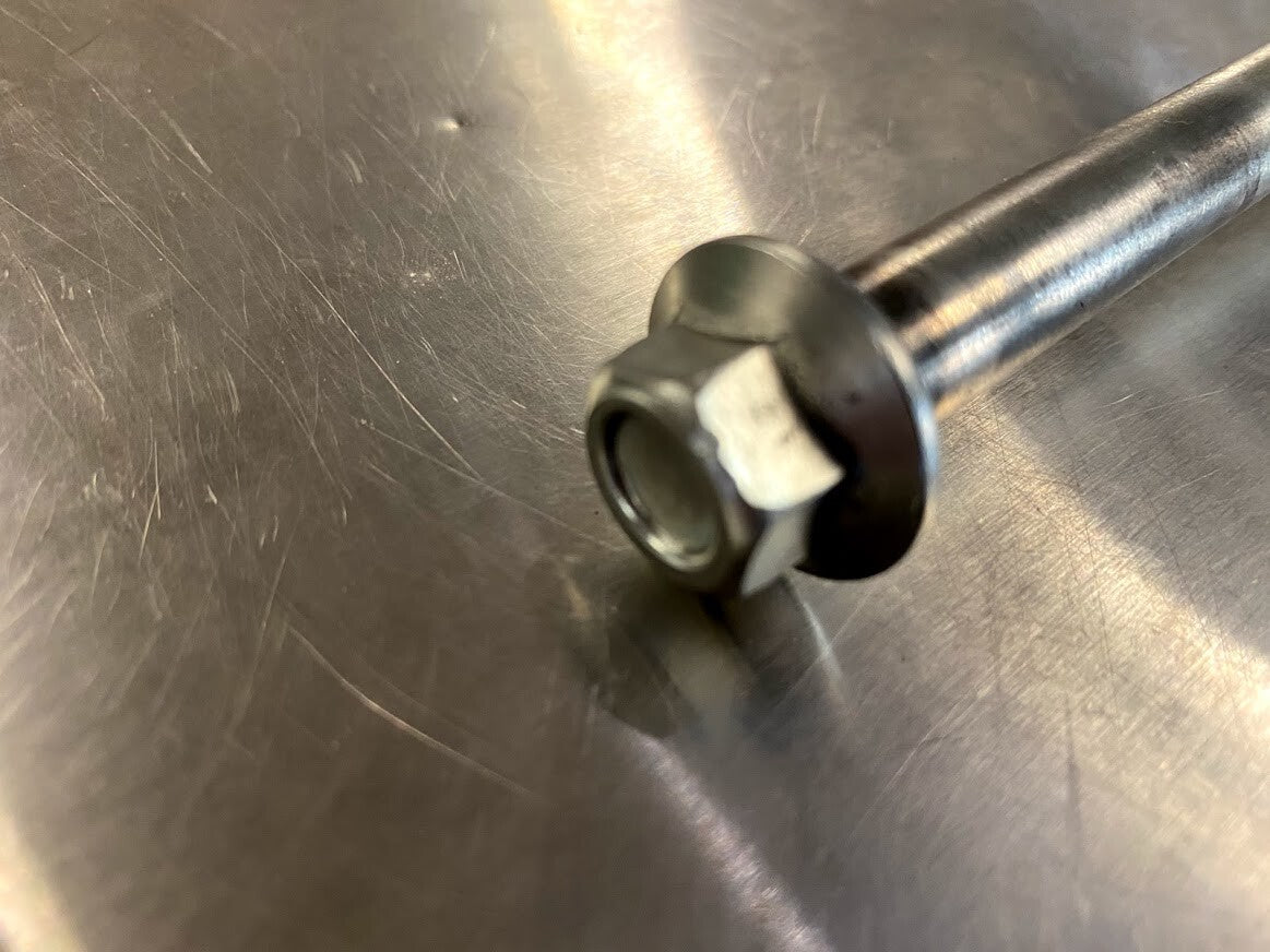 Swingarm Bolt Honda CB125E 2019