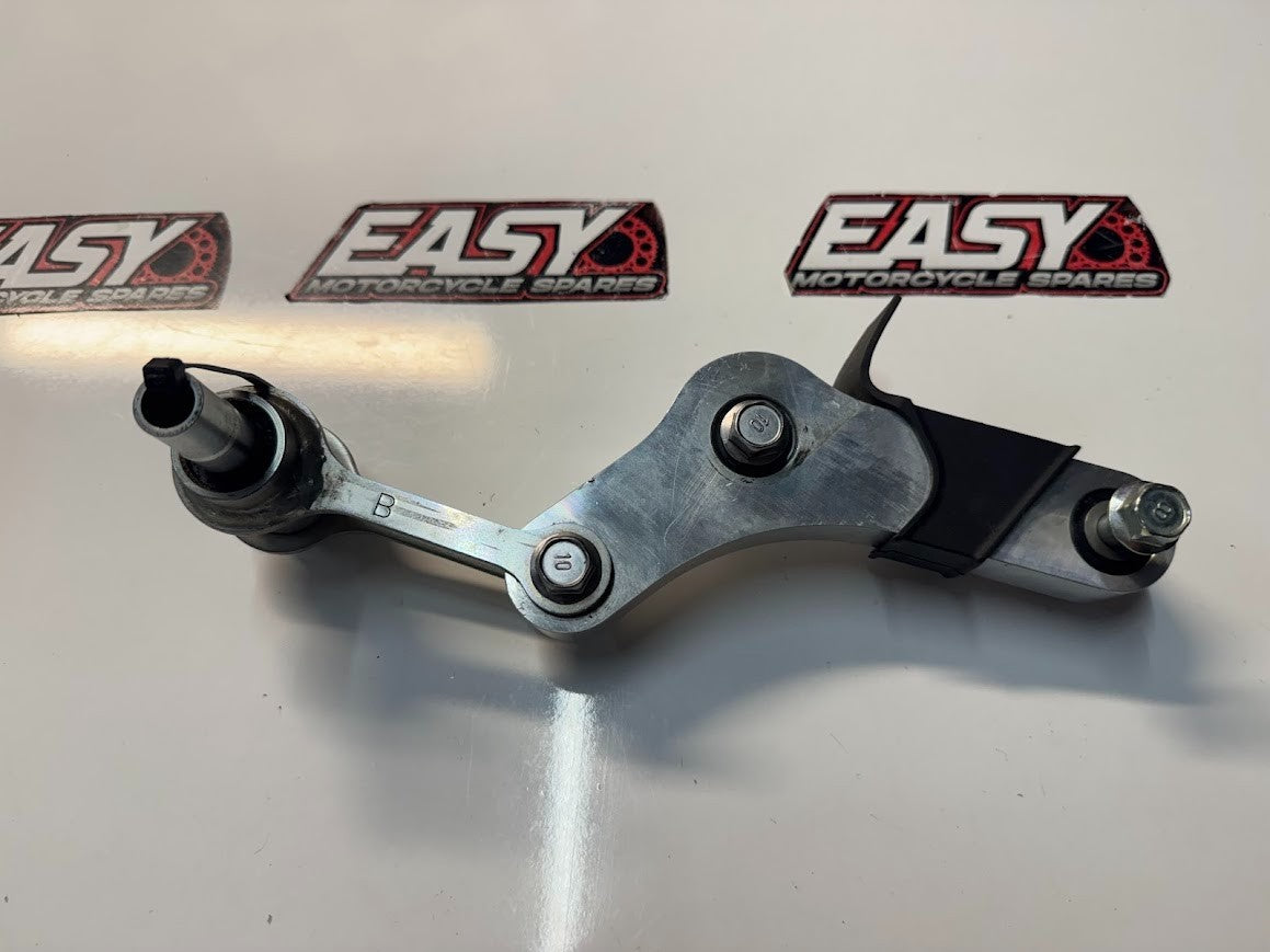 Yamaha YZF R7 2022-2025 Shock Linkage Arm OEM Genuine 1WS-2217A-00
