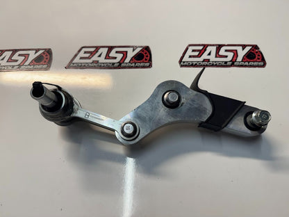 Yamaha YZF R7 2022-2025 Shock Linkage Arm OEM Genuine 1WS-2217A-00