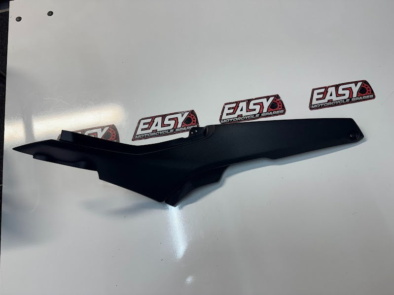Yamaha YZF R7 2022-2025 RH Frame Side Cover 2 Mole OEM Genuine BEB-2171M-00