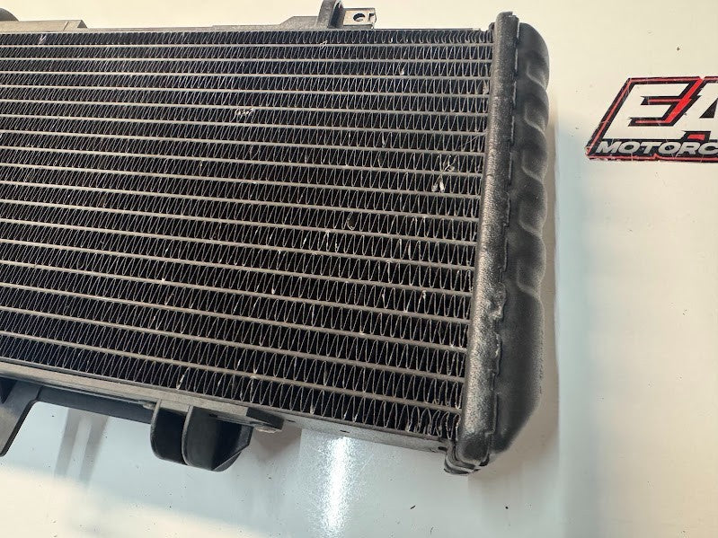BMW F800 ST 2009 Radiator Cooling OEM Genuine 17117678284