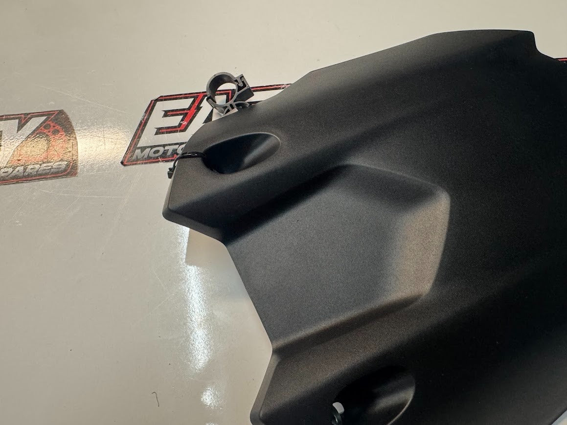 Yamaha YZF R1 2015-2025 Rear Hugger Mudguard Fender OEM Genuine 2CR-21650-01