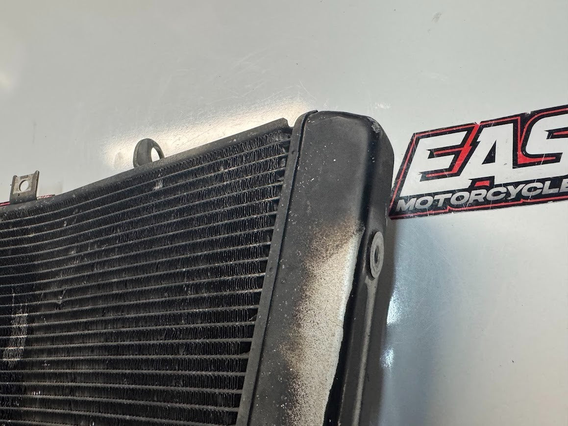 Suzuki GSXR 1000 2007-2008 Radiator OEM Genuine 17710-21H00