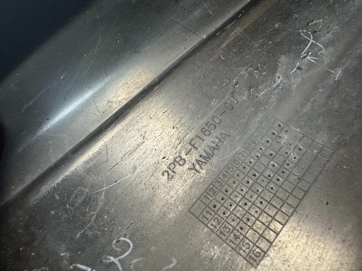 Yamaha YZF R15 2013-2018 Rear Hugger Mudguard Fender OEM Genuine 2PB-F1650-00