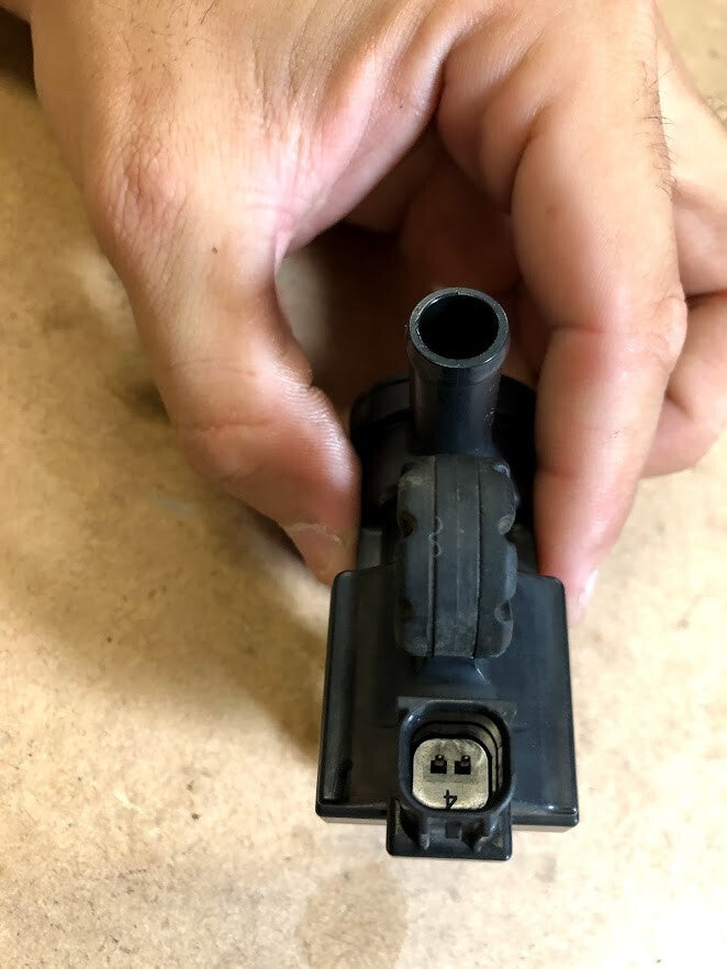 Air Injection Solenoid Valve Honda CBR 250R ABS 2011