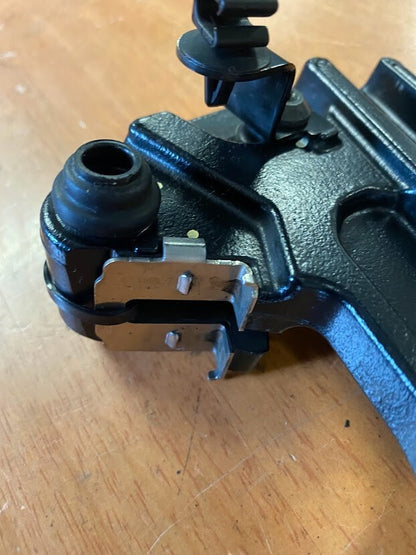 Rear Caliper Holder Kawasaki Ninja 650 17-19 2017 43044-0081