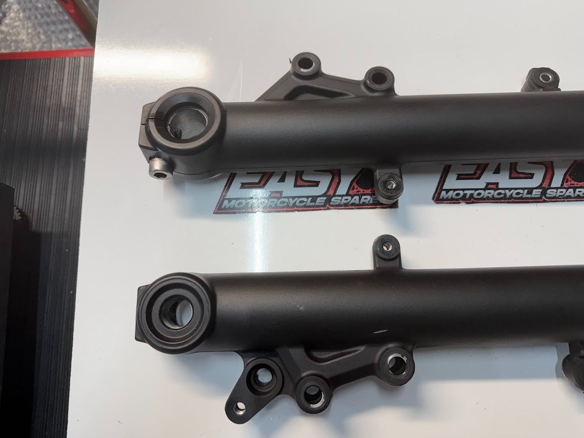 Front Fork Legs Kawasaki Ninja 650L 2012-2016 OEM 44071-1116-32A