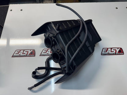 Yamaha YZF R7 2022-2025 Airbox Complete OEM Genuine 1WS-14401-00
