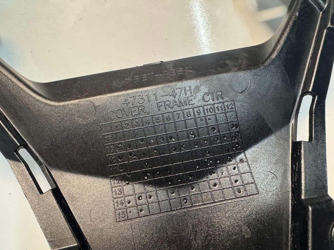 Suzuki GSXR 1000 2012-2016 Rear Centre Frame Fairing Cover OEM 47310-47H00