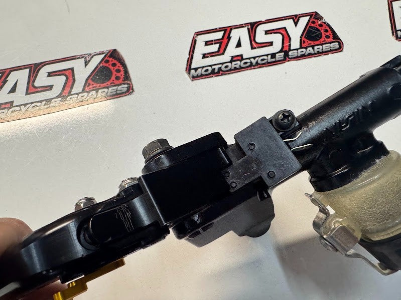 Suzuki GSXR 1000 2007-2008 Clutch Master Cylinder OEM Genuine 59800-21H00