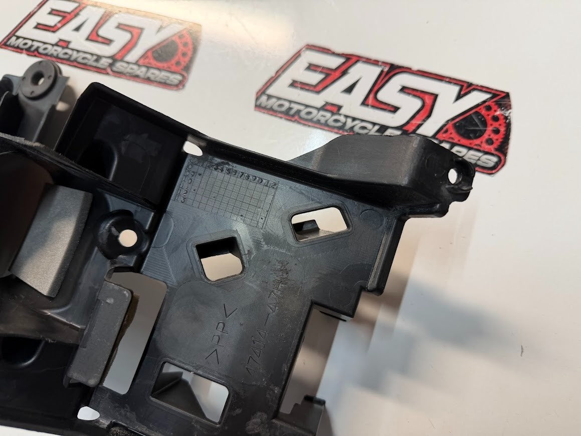 Parts Holder Bracket Suzuki GSXR 1000 2009-2016 OEM 47414-47H00