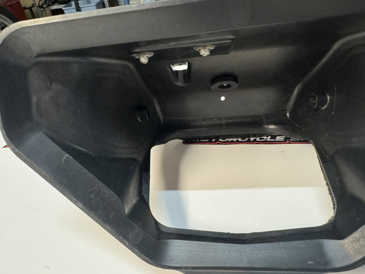 Yamaha YZF R1 2015-2019 Centre Ram Intake Duct 4 OEM Genuine 2CR-2838U-00