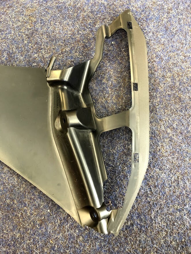 Suzuki GSXR 1000 2009-2016 LH Inner Under Cowling Fairing OEM 94462-47H00