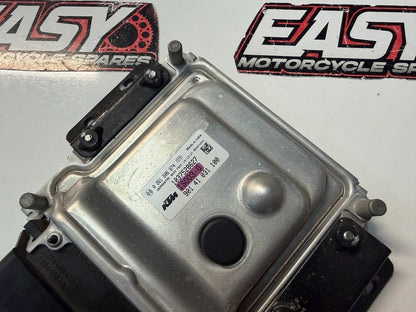 ECU Computer KTM RC 390 2014-2016 OEM 90141031100