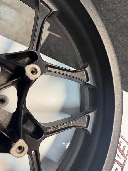 Yamaha YZF R1 2020 Front Wheel Rim OEM Genuine 2CR-25168-00 *READ DESCRIPTION*