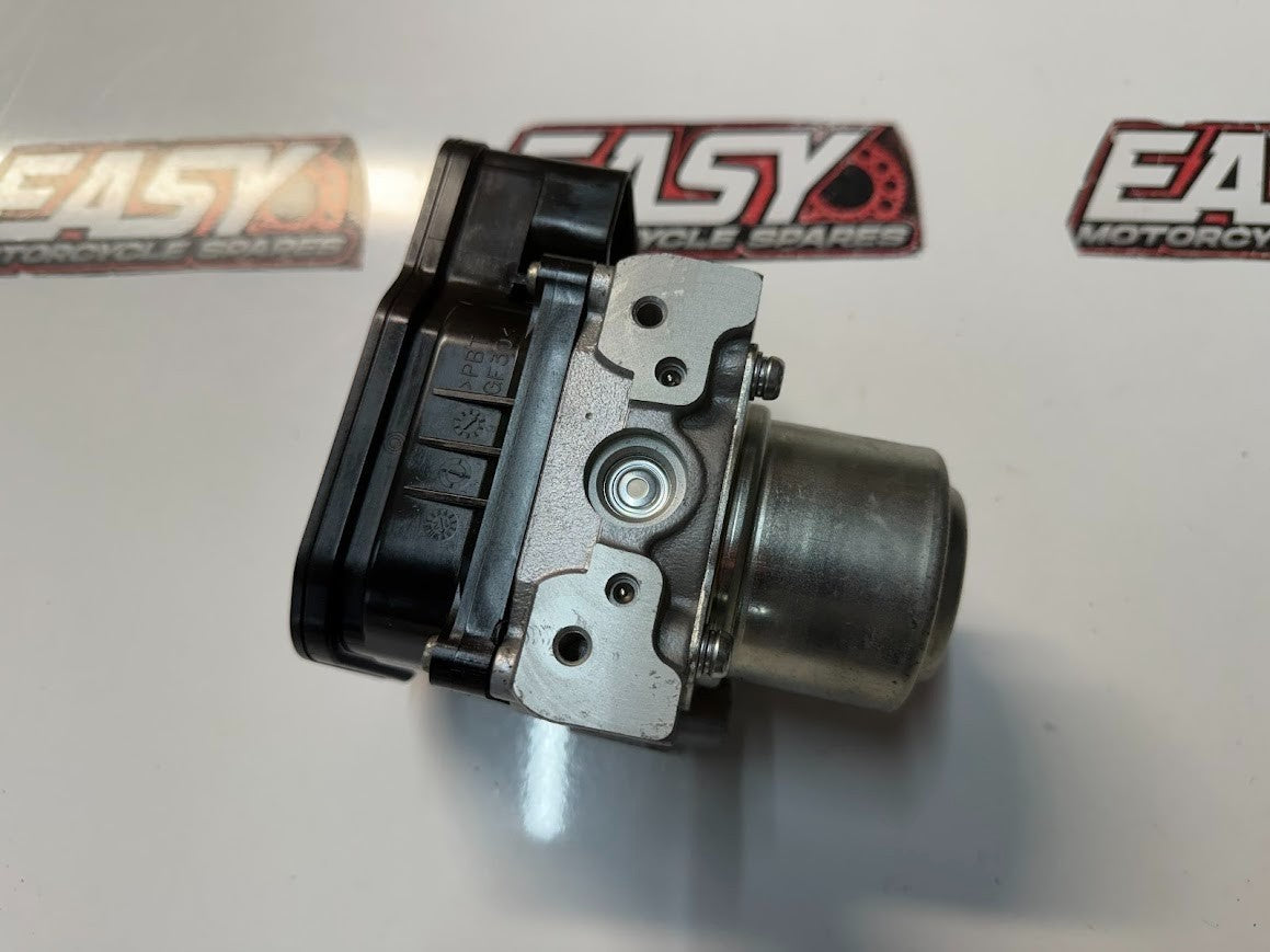 ABS Module Pump Suzuki GSF 1250 S Bandit 2007-2016 OEM 55610-18H01