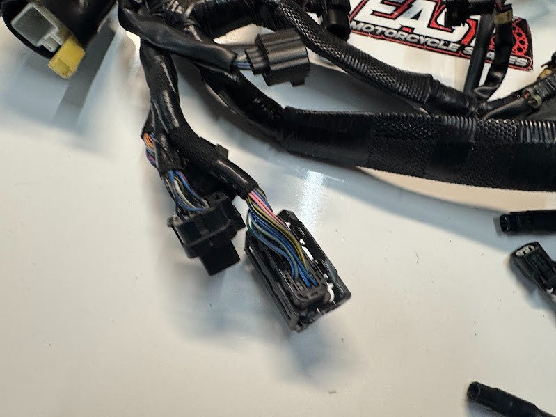 Yamaha YZF R1 2020-2025 Main Wiring Harness OEM Genuine B3L-82590-02