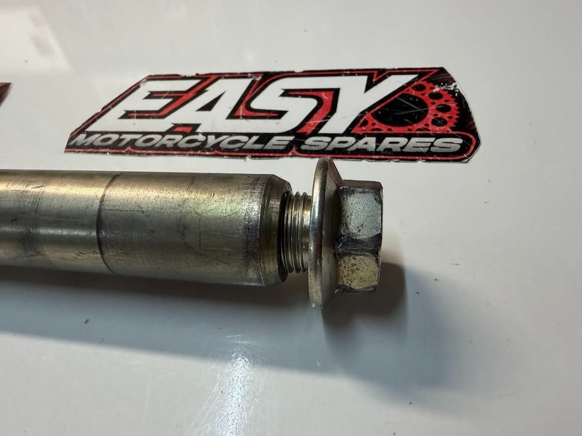 Front Wheel Axle Suzuki GSXR 1000 2007-2008 OEM 54711-41G00