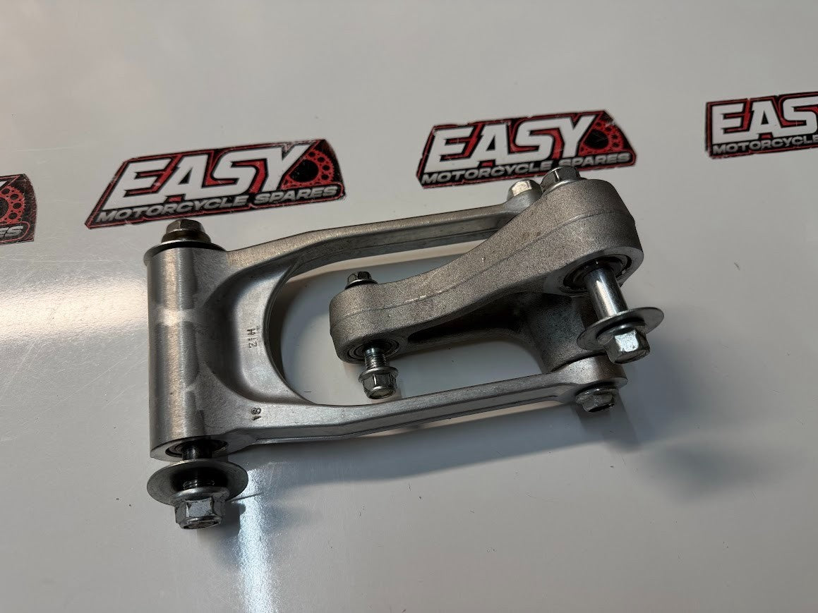 Shock Linkage Suzuki GSXR 1000 2007-2008 OEM 62600-21810