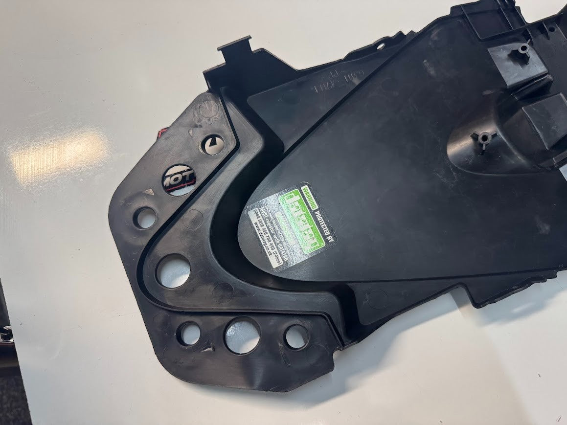 Suzuki GSXR 1000 2009-2016 Rear Fender Inner Tail OEM Genuine 63111-47H10