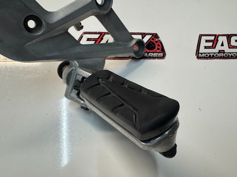 Honda CBR 300R 2014-2018 RH Rider Foot Peg & Bracket OEM Genuine 50600-KYJ-900
