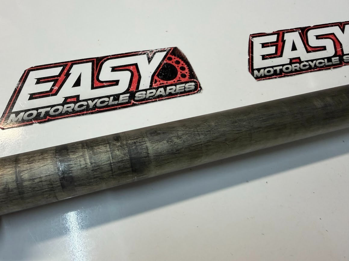 Rear Wheel Axle Suzuki GSXR 1000 2001-2008 OEM 64711-33E20