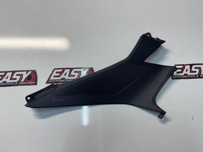 Kawasaki Ninja 500 2024-2025 RH Knee Grip Side Cover OEM Genuine 36001-0752