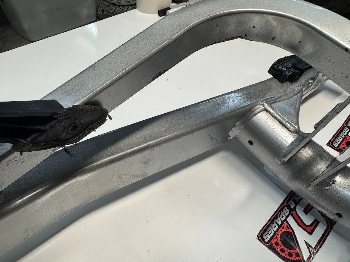 Aprilia RS4 125 4T 2011-2016 Swing Arm OEM Genuine 89947400XH4