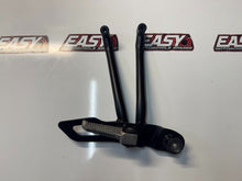 Yamaha YZF R15 2013-2018 RH Pillion Peg & Bracket OEM Genuine 1CK-F742L-00