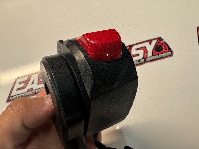 Suzuki GSXR 1000 2007-2008 RH Switch Block Buttons OEM Genuine 37200-21H01