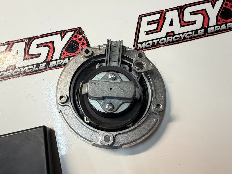Ignition Key ECU Lockset Kawasaki Vulcan S 650 2017-2026 OEM 27048-5053