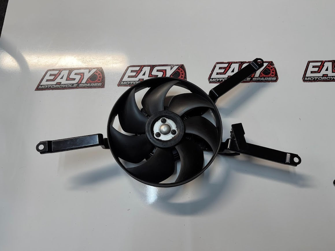 Radiator Fan Suzuki Boulevard C109R VLR 1800 T 2008-2014 OEM 17800-22H00