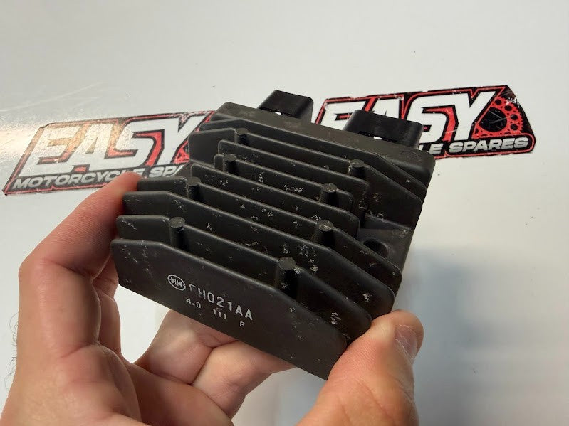 Regulator Rectifier Honda CBR 1000 RR 2014-2019 OEM 31600-MJJ-D31