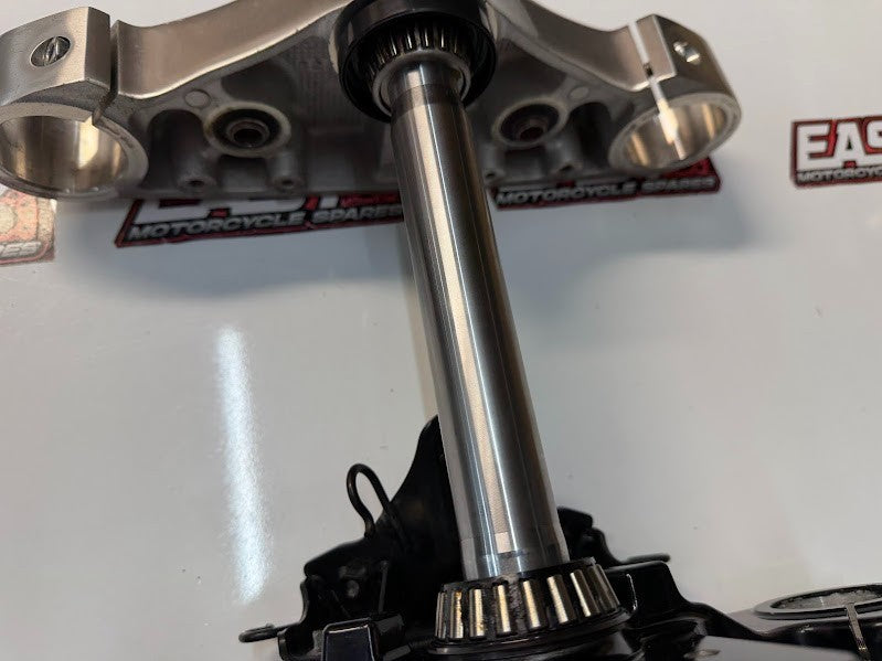 Triple Trees Suzuki Boulevard C109R VLR 1800 T 2008-2014 OEM 51410-22H00