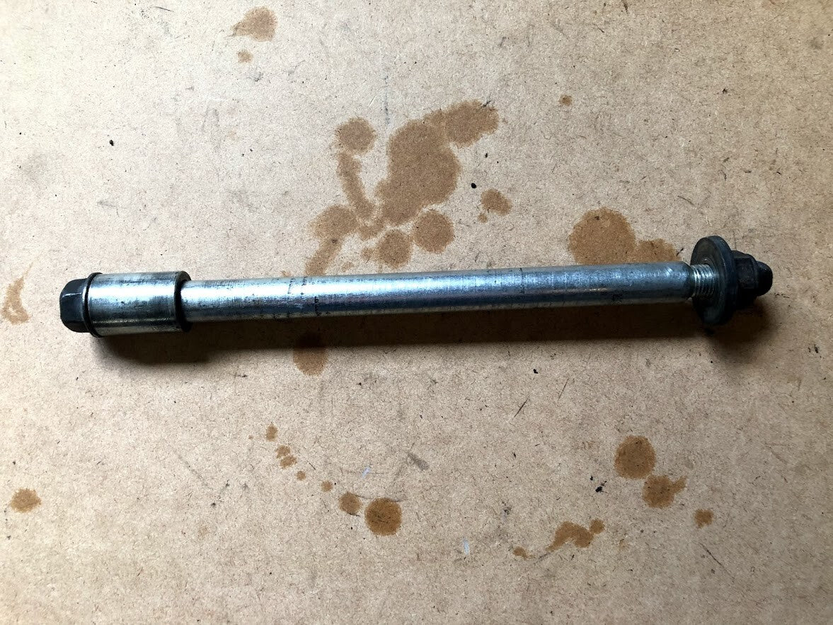 Front Axle Suzuki GS 500F 89-09 2007 54711-01D00