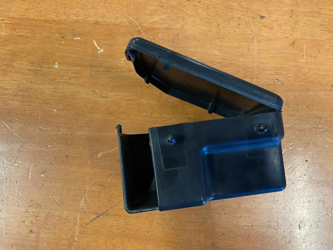 Box Cover Yamaha FZS 600 1998