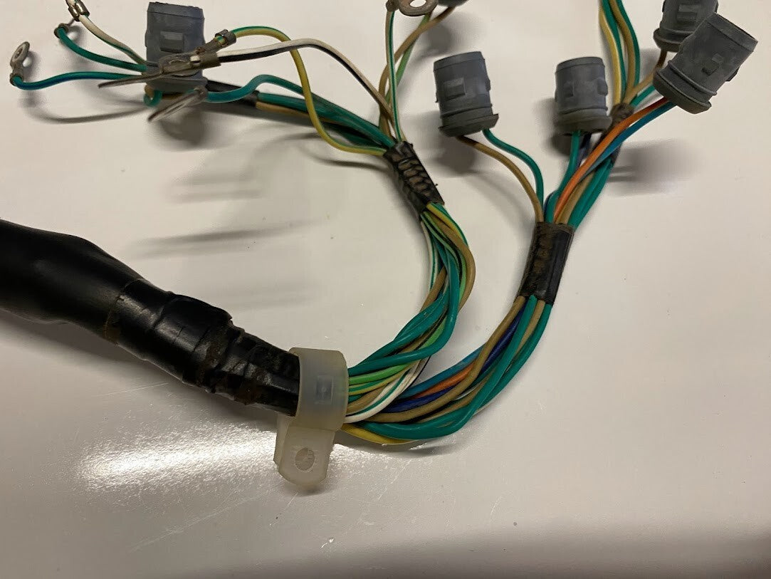 Headlight Wiring Honda CBR 125R 2009