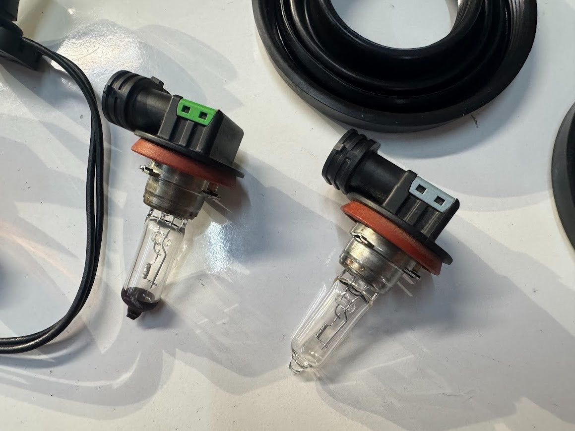 Suzuki GSXR 1000 2009-2016 Headlight Parts OEM Genuine 35100-47H02-999